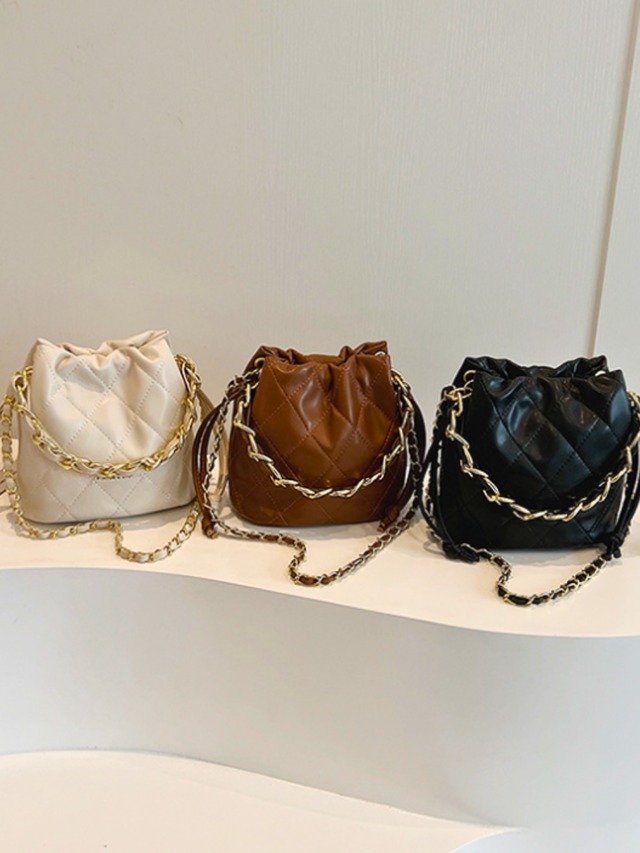 3colors ：：Quilted Chain Bucket Bag