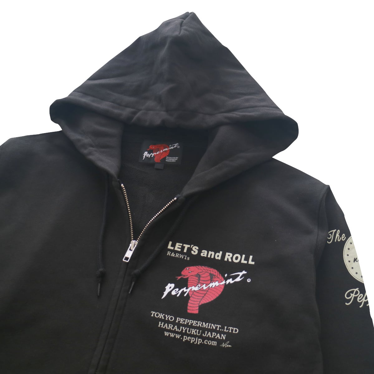 d.i.a. パーカー レア セール】ジップアップショートパーカー レオパード柄/ゼブラ柄