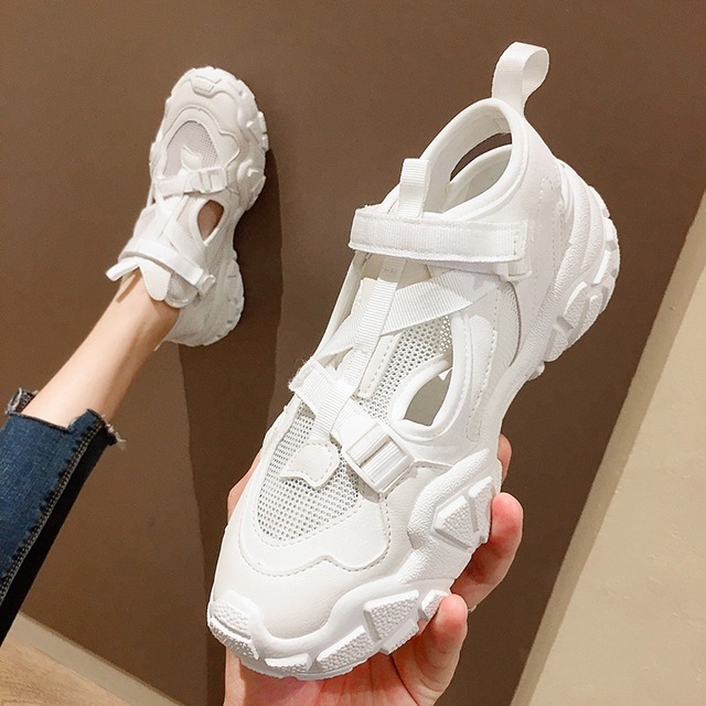 ネットセレブサンダルレディース2020春モデル新作ファッション増加厚底カジュアルシューズ通気性ワイルドスポーツシューズ潮 フェイクシューズ14853310028