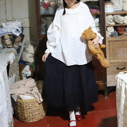 2色／フリルカラー刺繍ブラウス ・12258