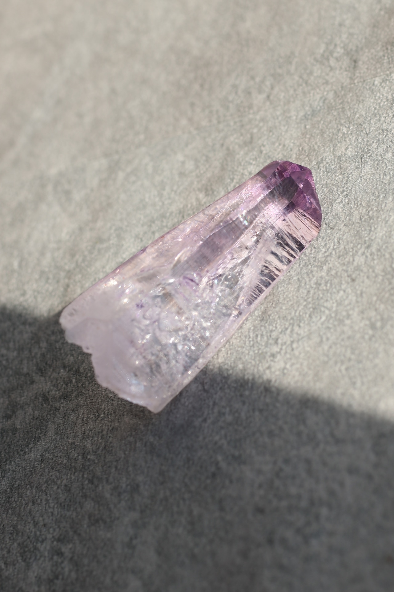 エンハイドロ(水入り)ベラクルスアメジストEnhydro Veracruz Amethyst|天然石 鉱物 パワーストーン|EV-A-002