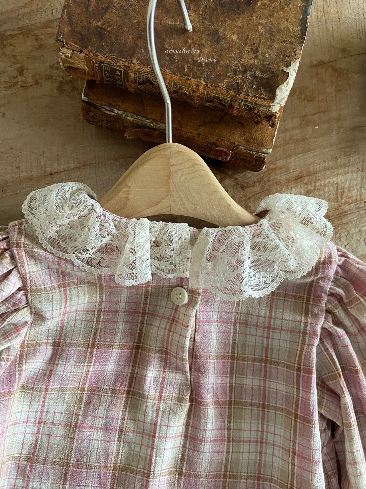 【即納/85size】ローランフリルブラウス / Anneshirley