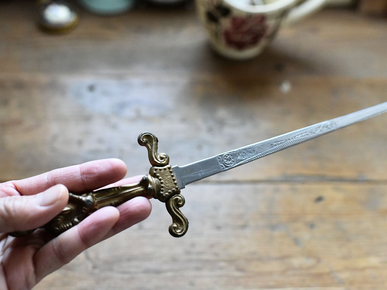剣を型どった素敵なペーパーナイフ（小）　フレンチアンティーク