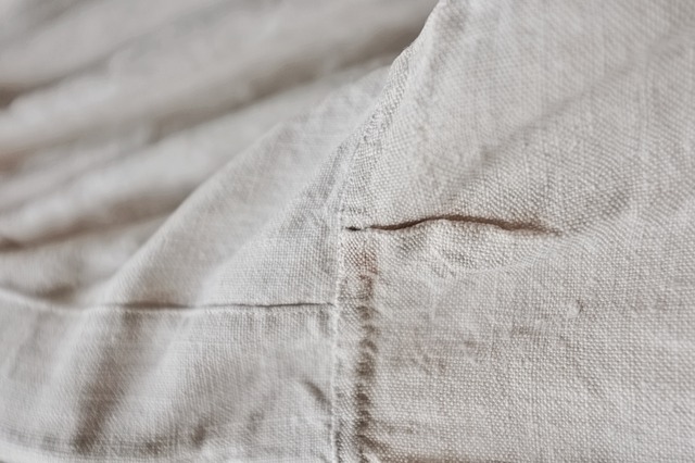 1900s フランス 清貧の画家へ  手織りシャンブルリネンによるグランパシャツ アンティーク