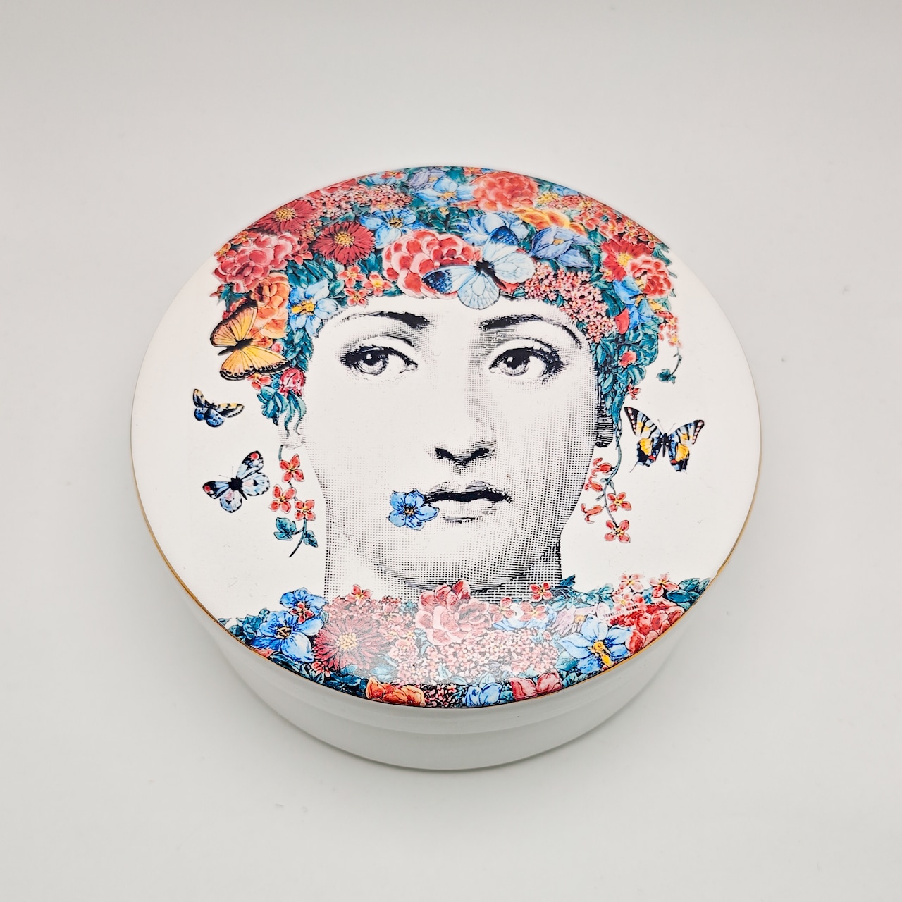 ヴィンテージ雑貨 フォルナセッティ（Fornasetti）蓋付きキャニスター