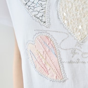 TRUBE レースハートラインストーンスパンコールデコTシャツ【M~L】ホワイト