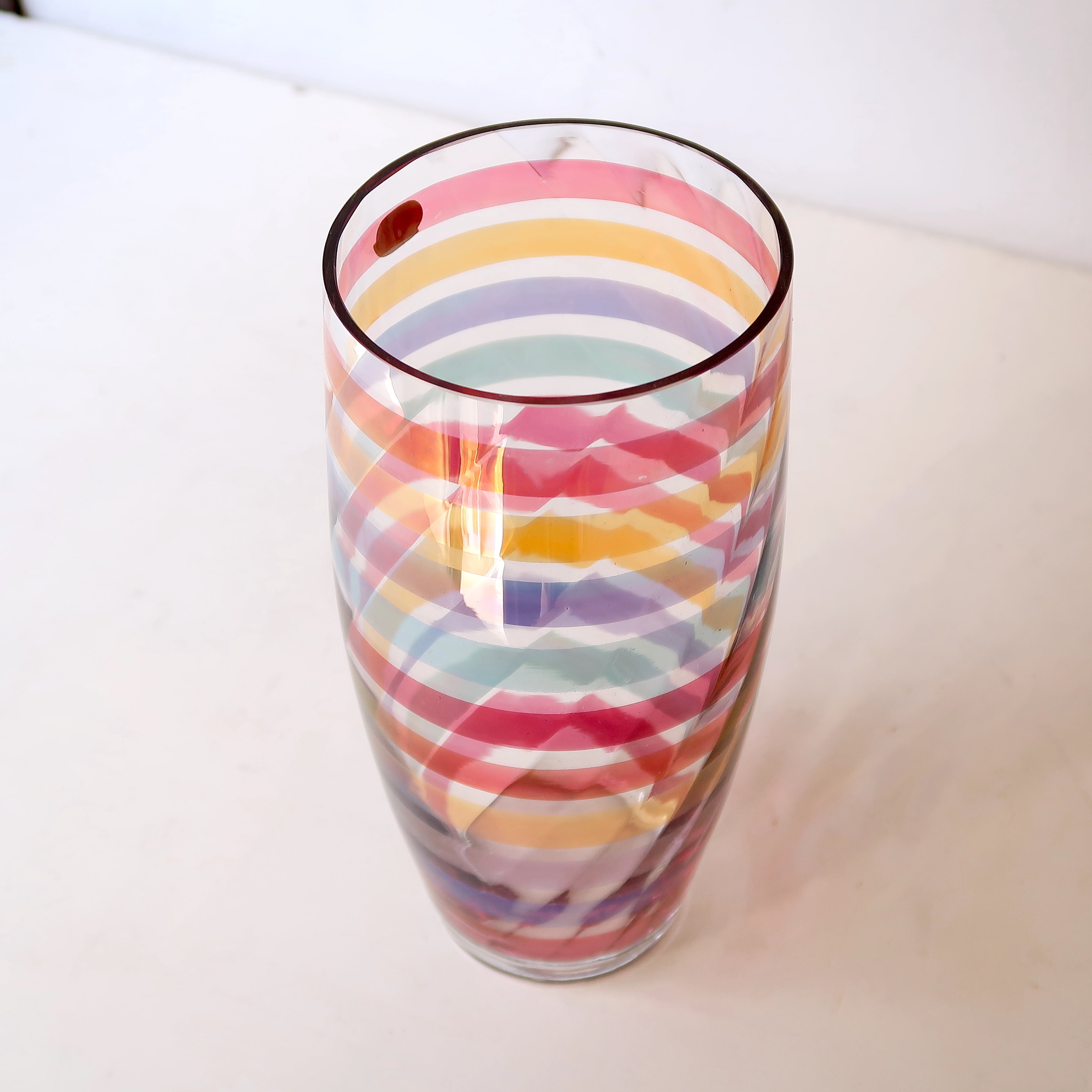 虹色ボーダーの花瓶 | SUISUI