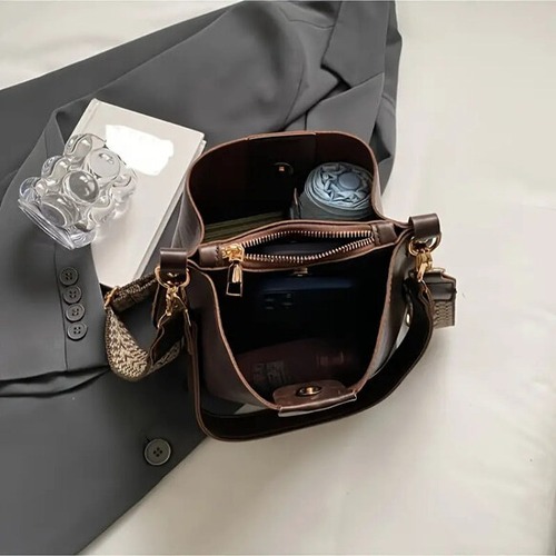 レディースバック ４色 ブラウン ショルダーバック かわいい カバン エレガント 無地 ポケット付