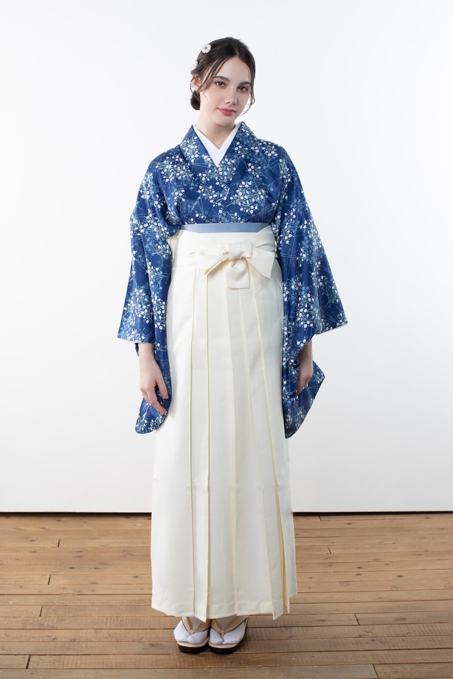 Kimono Sienne 卒業式袴3点セット 袴 二尺袖着物 青 ブルー 紺 Kimono Sienne 卒業式袴3点セット 袴 二尺袖着物 青 ブルー 紺