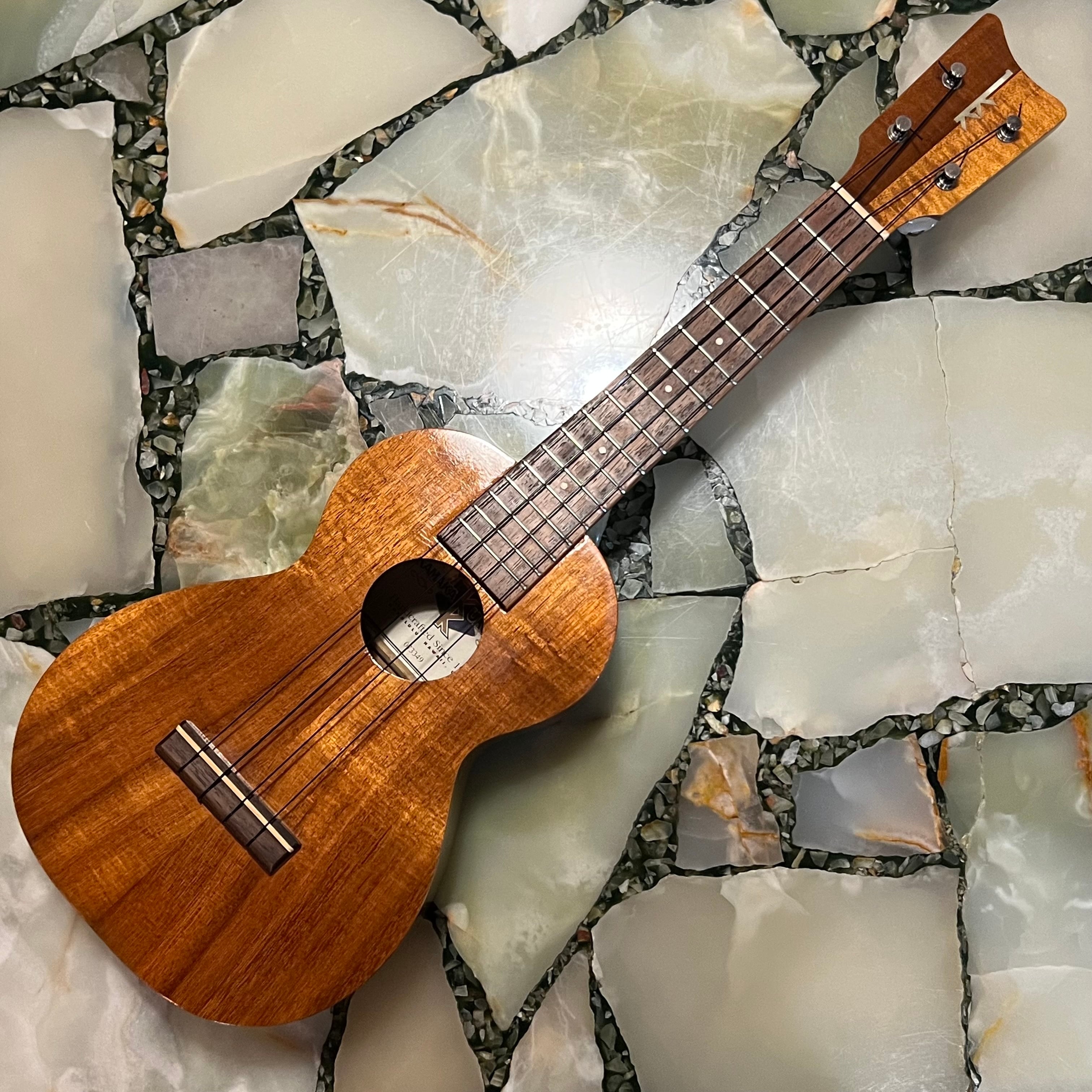 中古 調整済 KAMAKA コンサートウクレレ HF-2 2007年製 | UKULELE DARUMA