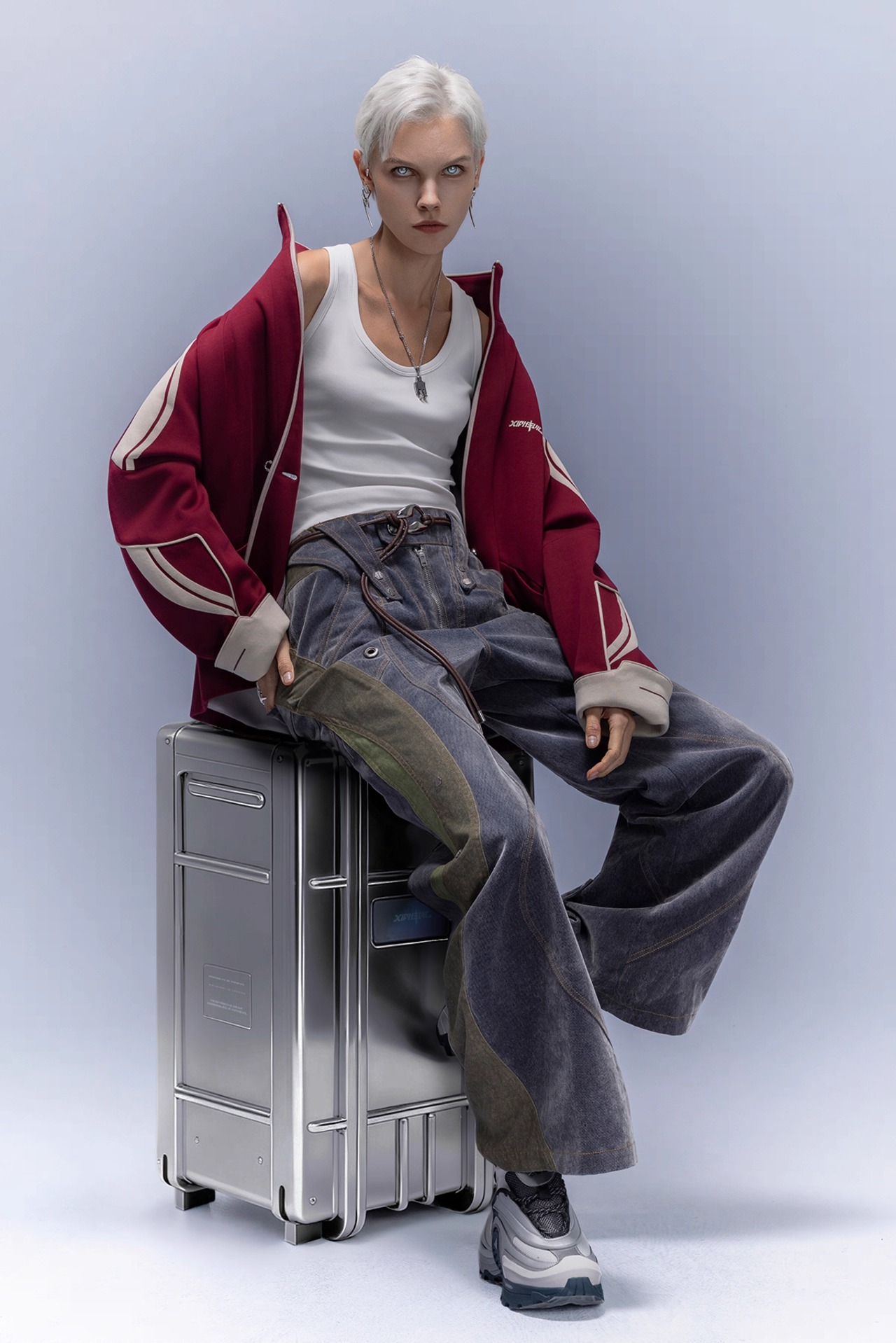 XIPHEVIL シルバーライトフロージーンズ