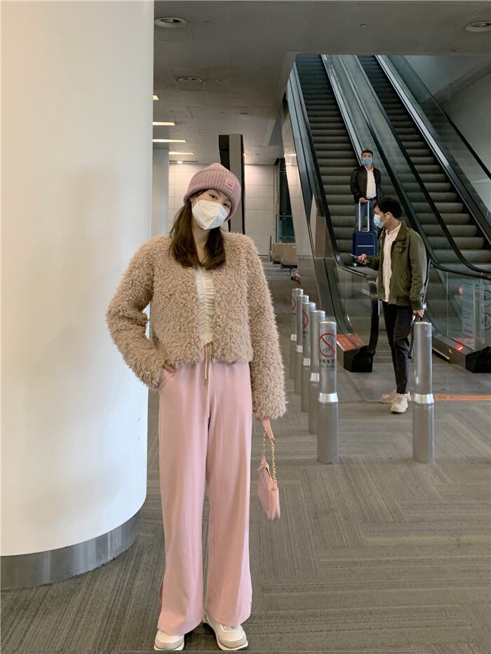 ファーコート ルーズショートオータムウィンター ストリート 秋物 冬物 ブラックストロベリース77736314345