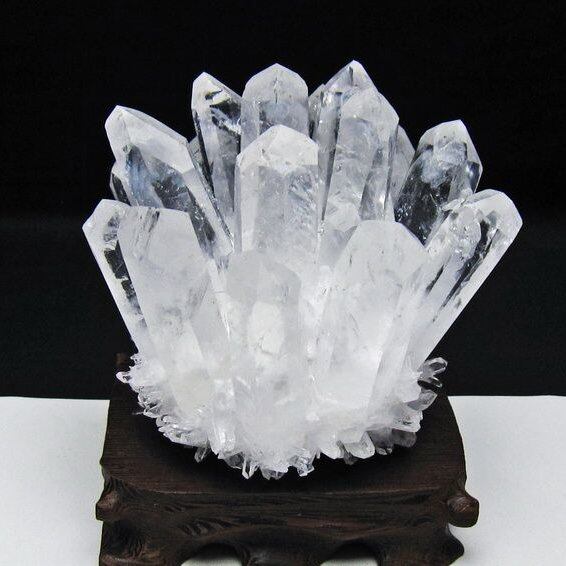水晶 クラスター 水晶 原石 台座付属 一点物 182-8596