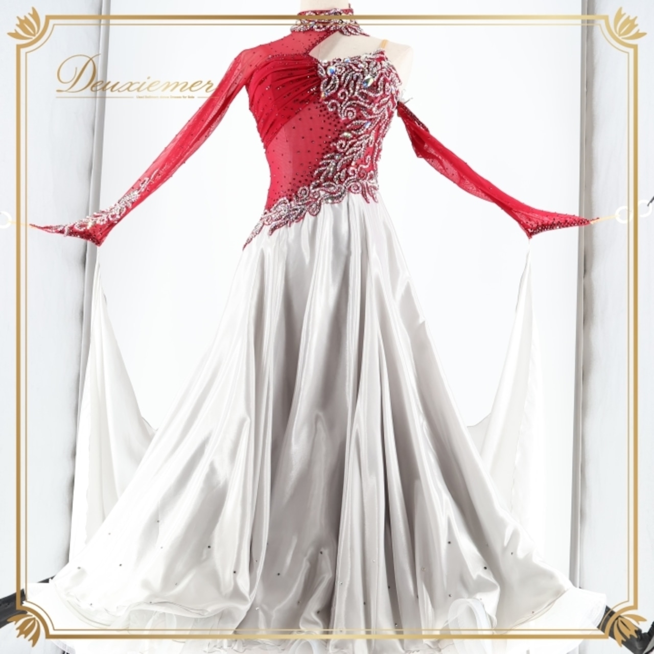 社交ダンス 衣装 チャコット Chacott スタンダードドレス ドレス ワンピース スタンダード デモ 競技 ダンス パーティ 発表会 フロート 赤 シルバー 光沢 フリル レッド系 グレイ 社交ダンス衣装 女性用 フォーマル ドレス Mサイズ おしゃれ スポーツ 衣装 光沢感 ふんわり スカート 競技用 ダンスパーティ 発表会用 フリルデザイン 競技衣装