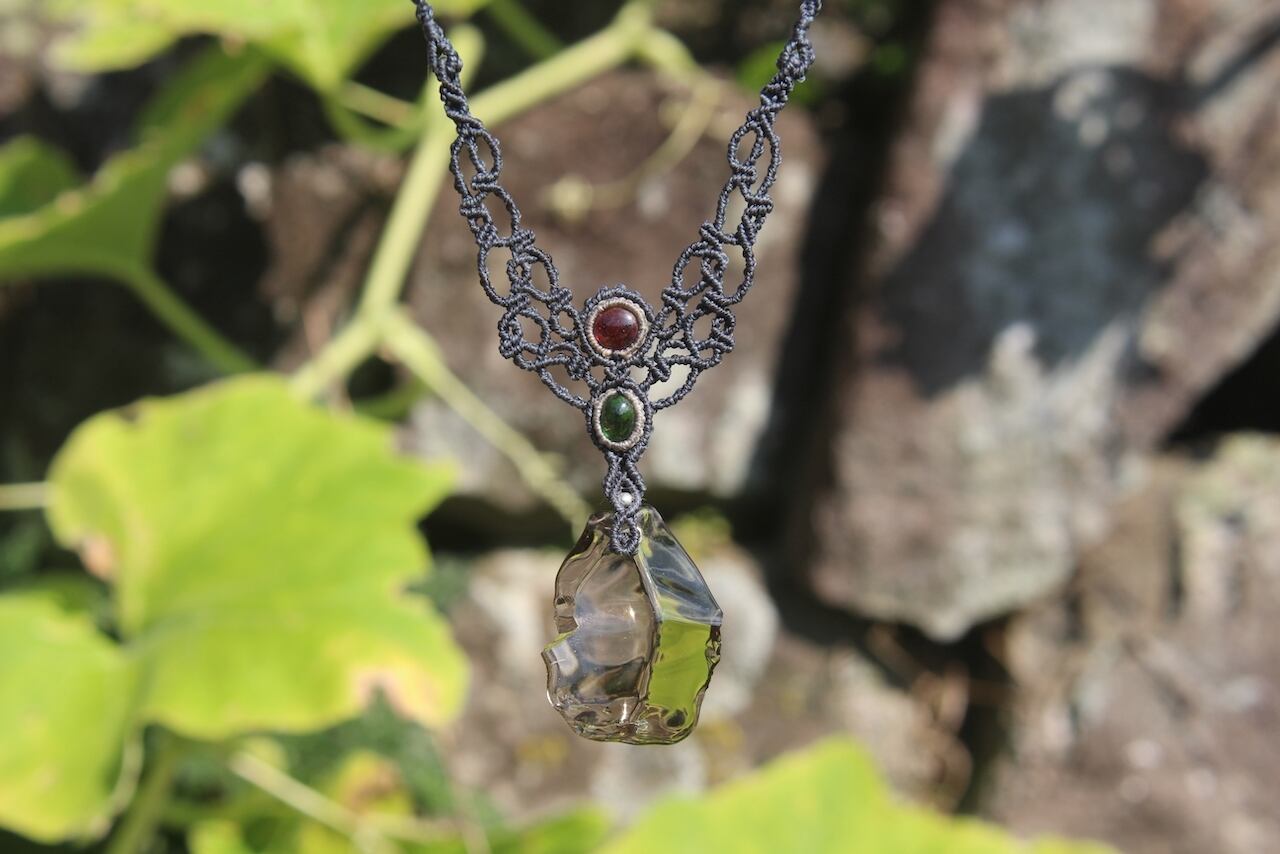 Healing Smoky quartz & Rhodolite Garnet & Peridot  micro macrame necklace