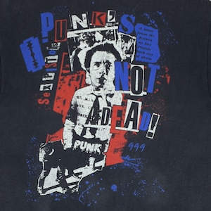 SEX PISTOLS 'PUNK'S NOT DEAD!' 397