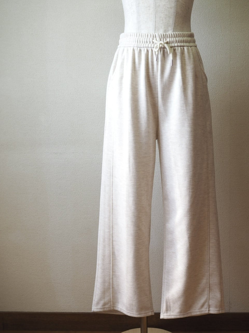 イージーパンツ <オフホワイト>