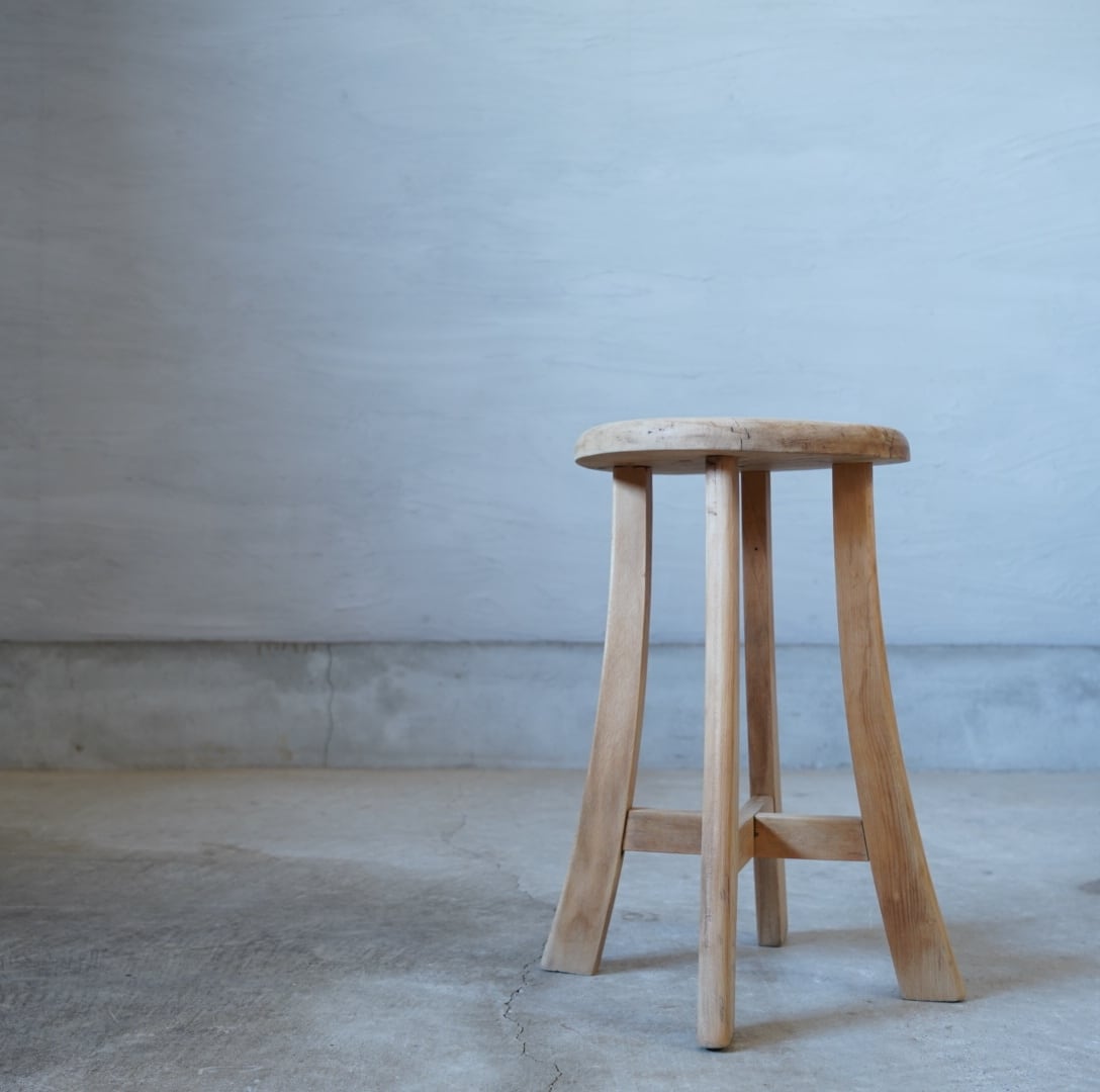古木のスツール