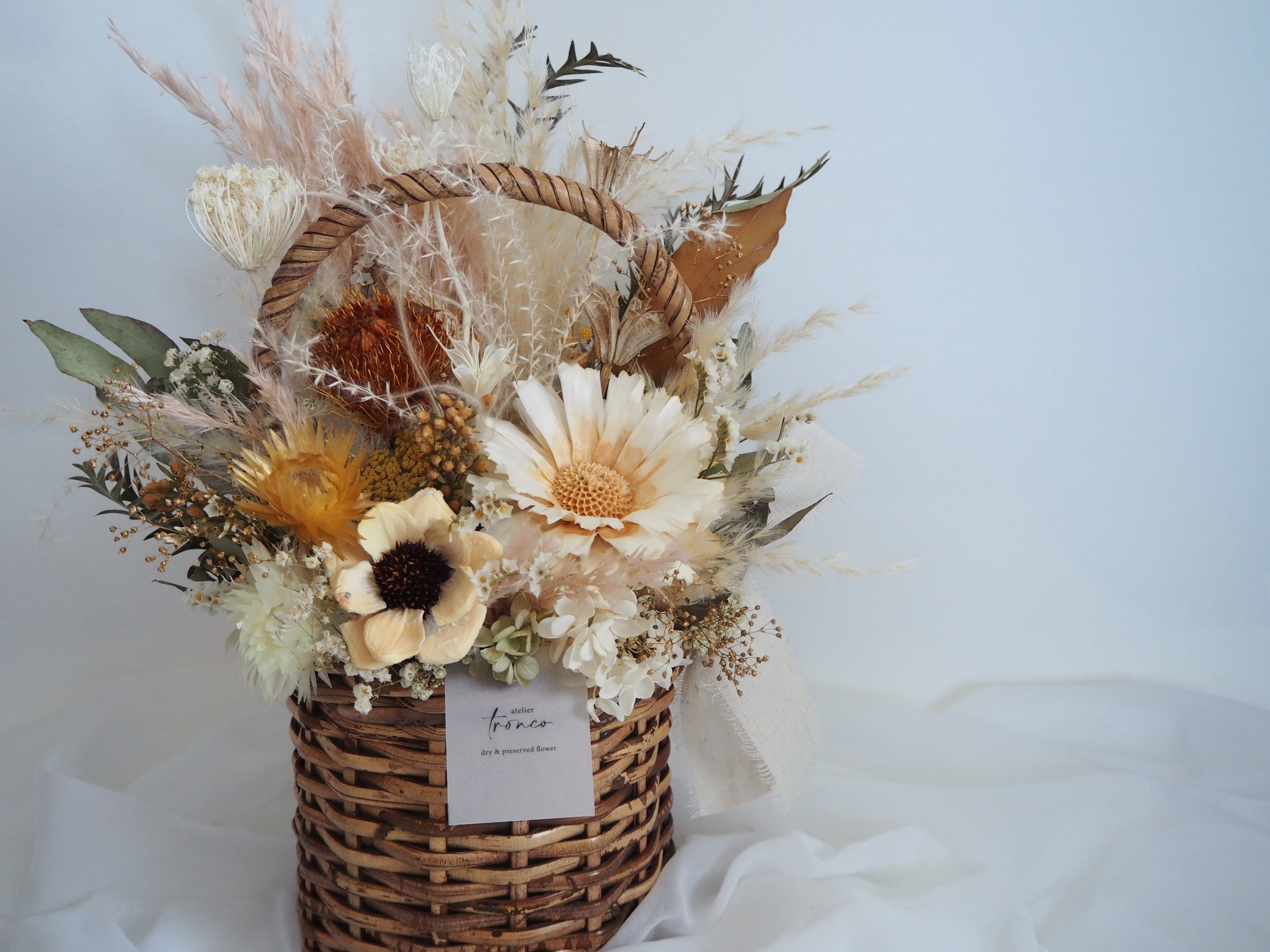 【Rink handmade♔♥︎様おまとめ】ドライフラワー ナチュラルインテリア ドライフラワーのバスケットアレンジ basket