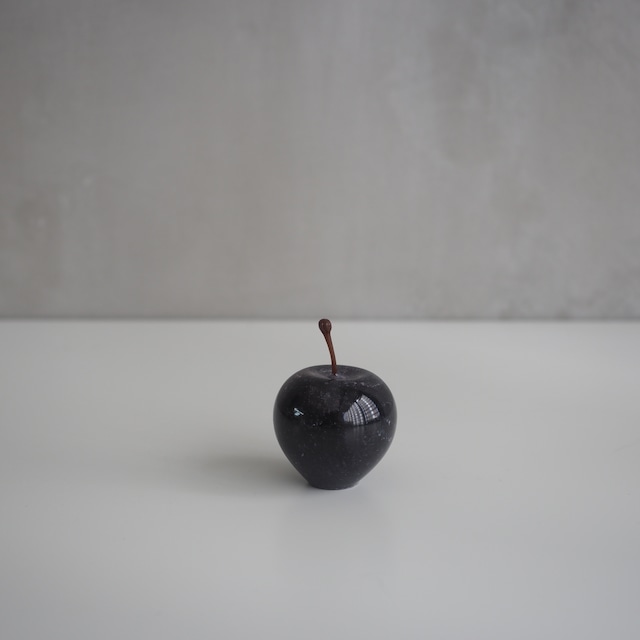 Marble Apple Black / Small