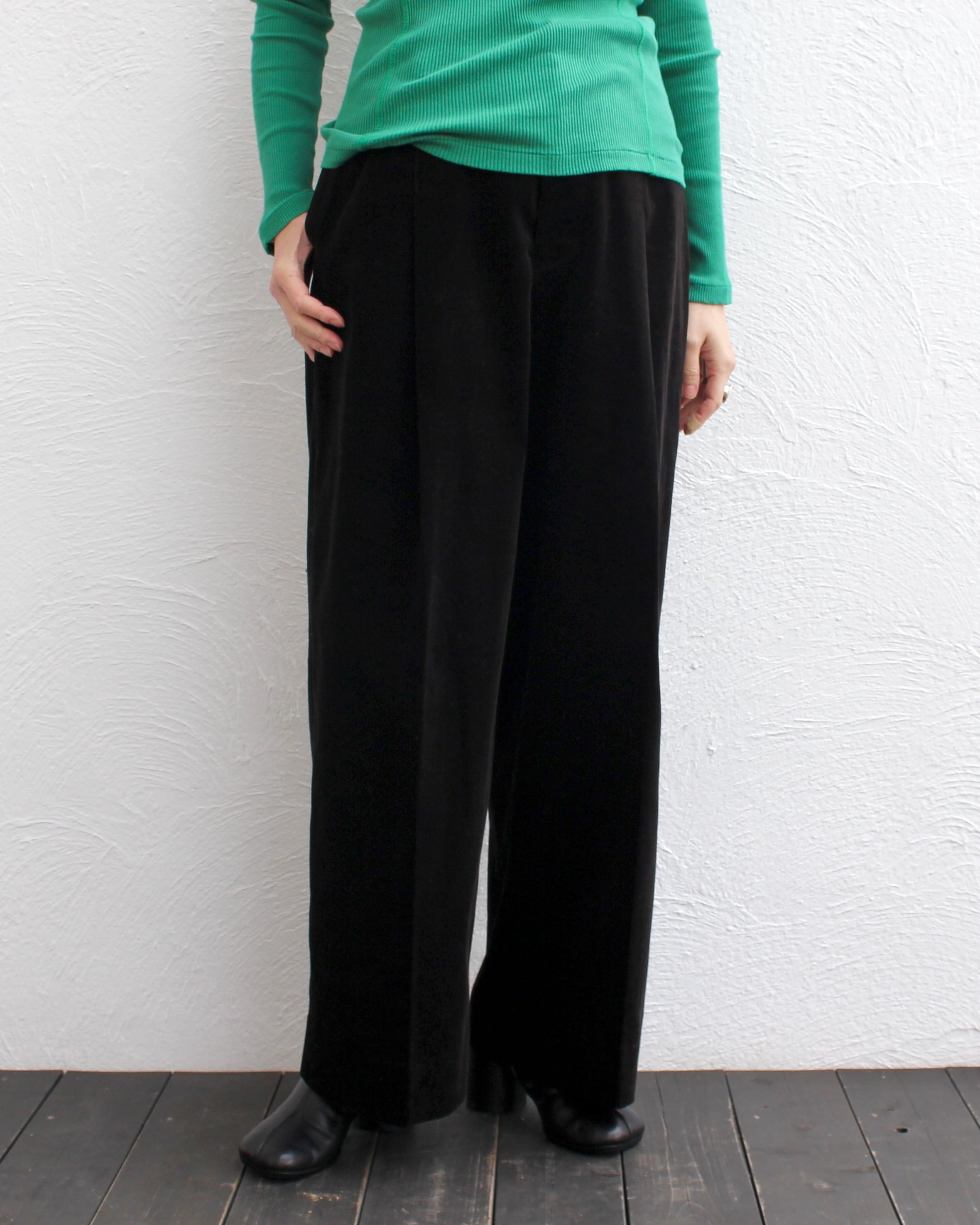 Nikki ESSENTIAL PIECES/corduroy wide trousers | Coffee Restaurant