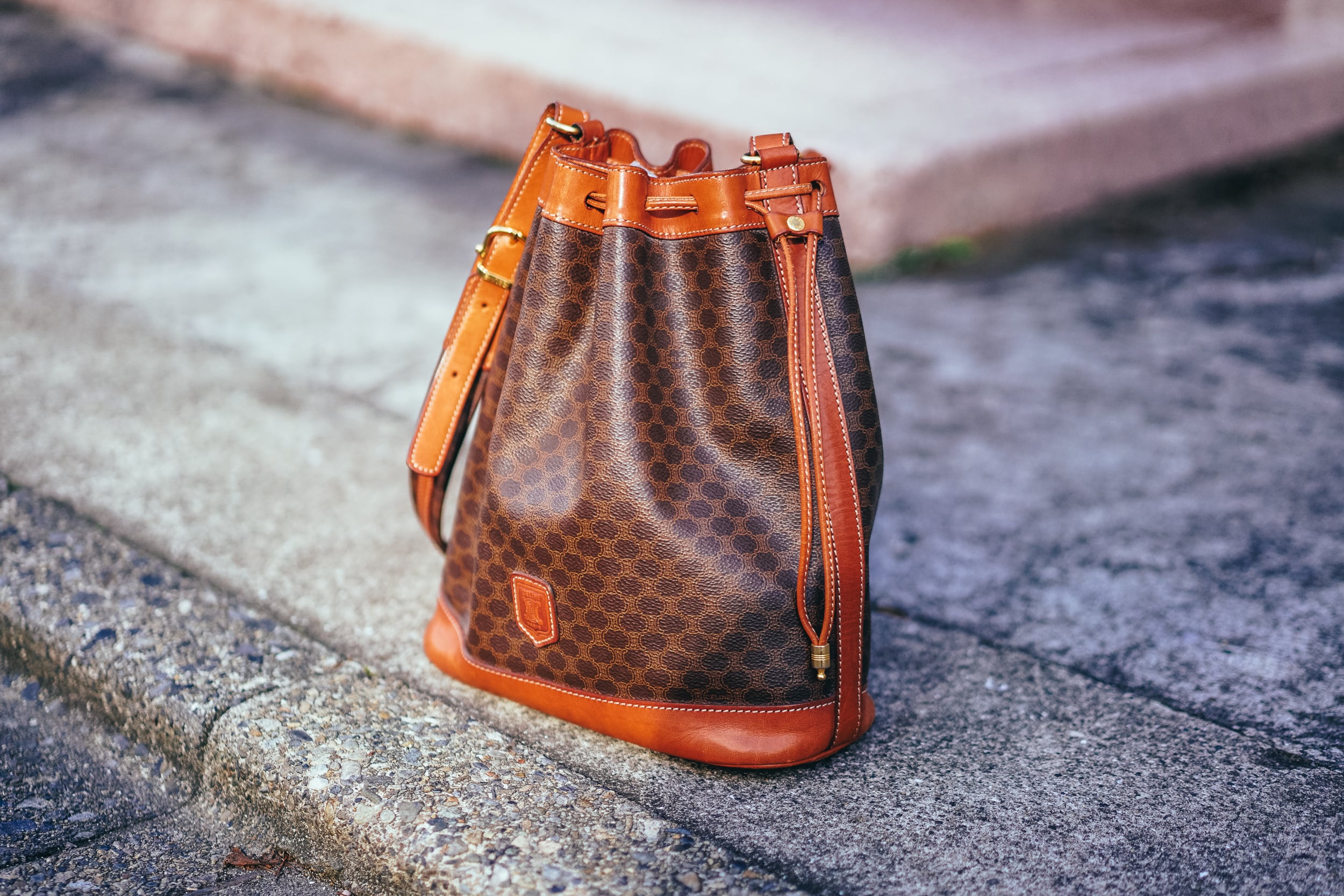 CELINE セリーヌ マカダム トリオンフ ショルダーバッグ 巾着 バケツ型  