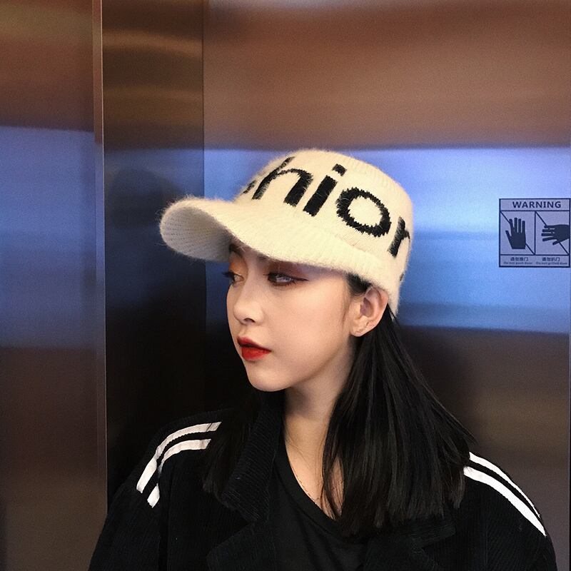 トップス ウィンターレッドニットキャップ 帽子 冬物 ブラック・アイド・ピーズ67696795268