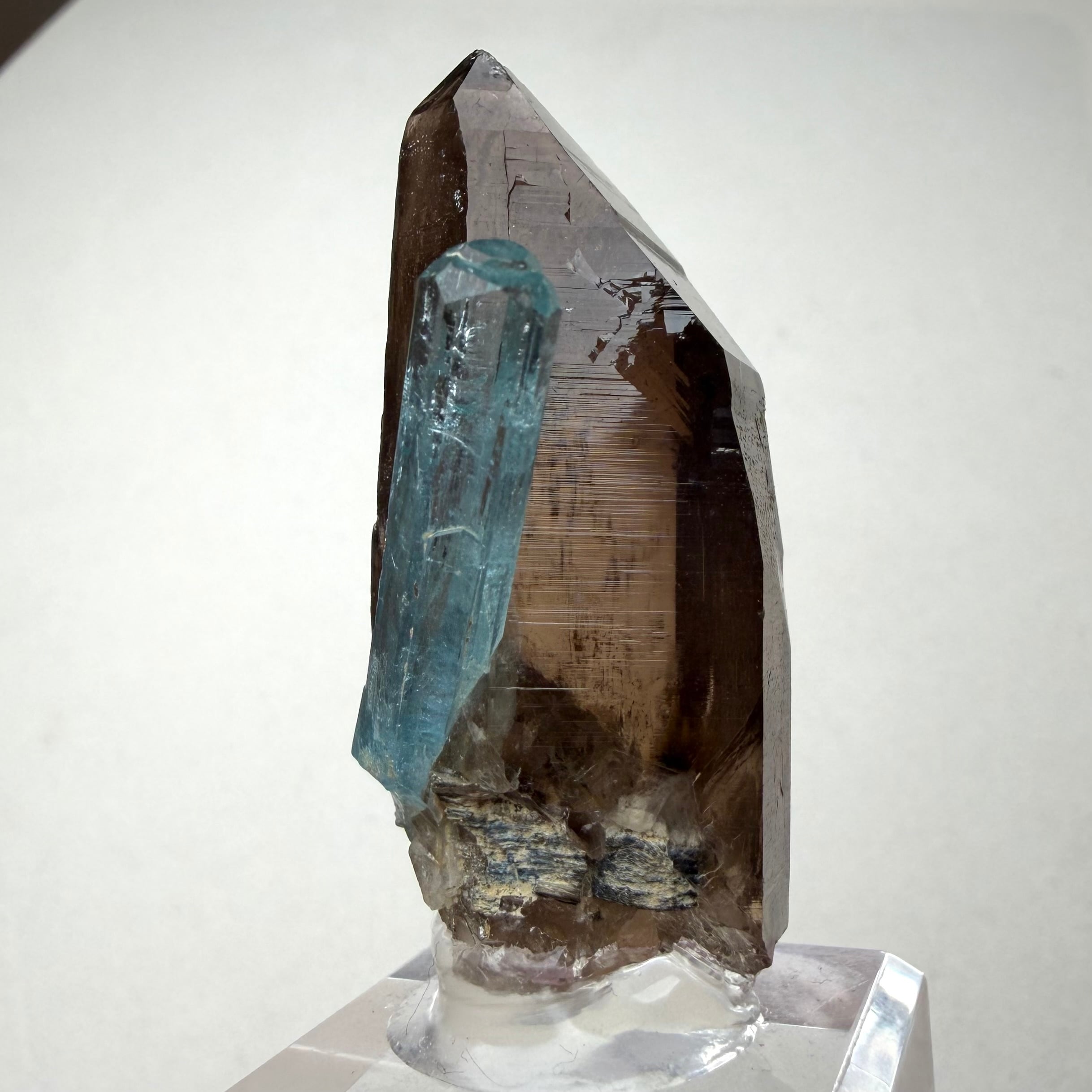 アクアマリン / スモーキークォーツ【Aquamarine with Smoky Quartz