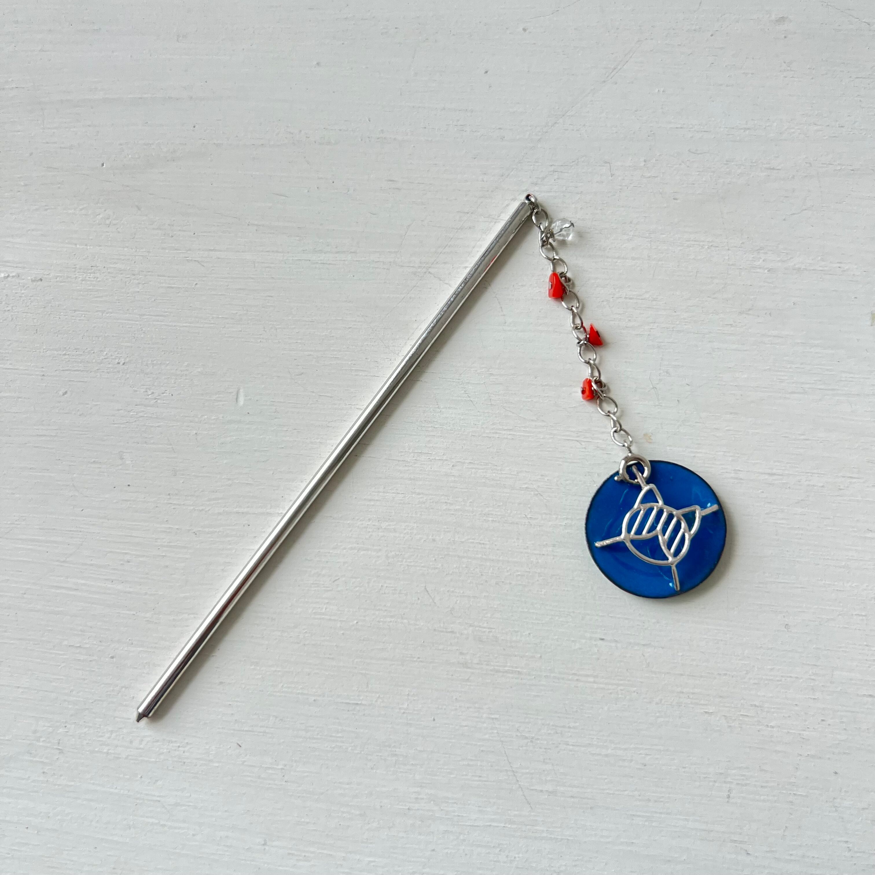 大人気！【便利アイテム】かんざし、根付け棒 天然石付！赤サンゴ