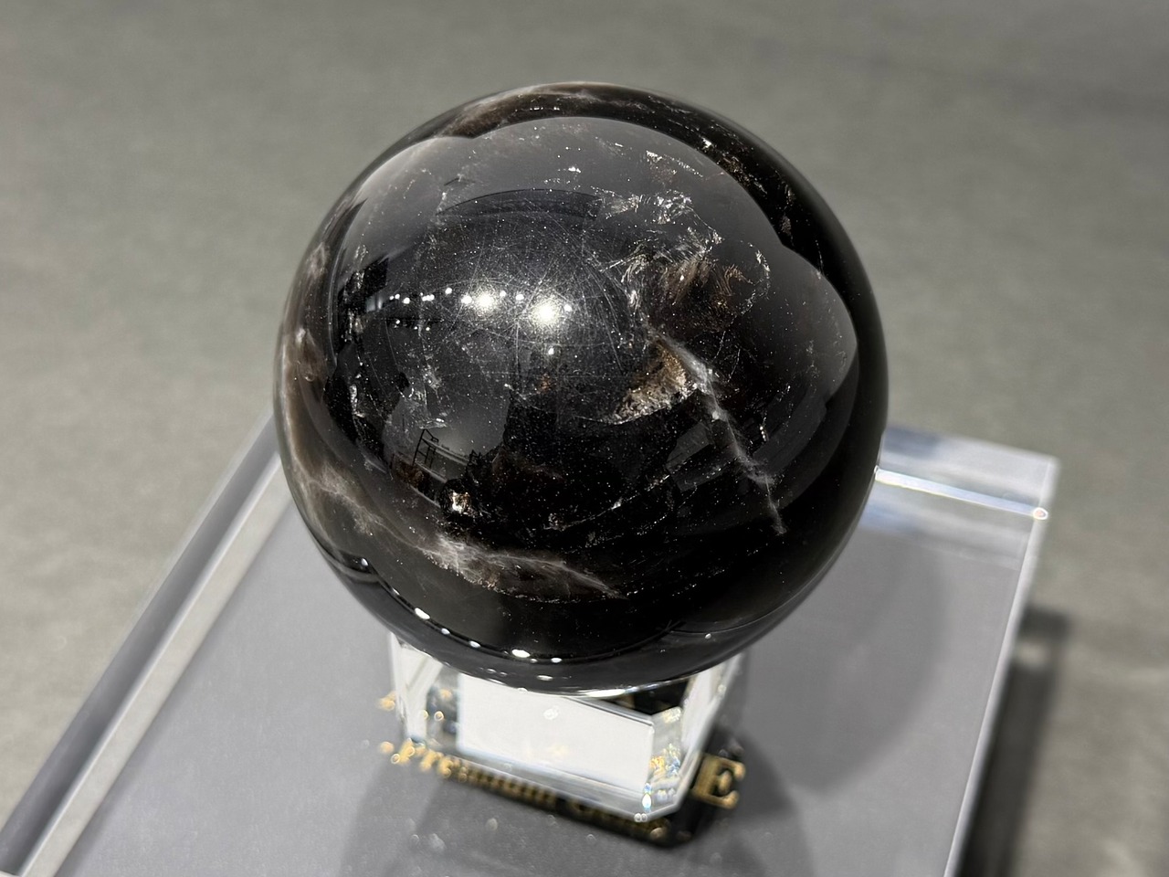 No.2425-1 モリオンスフィア