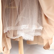 パーティドレス fine feathers ファインフェザーズ ワンピース ドレス 演奏会 発表会 カラードレス 結婚式 披露宴 前撮り 撮影 ブラウン系 ベージュ系 ゴールド系 高級感 光沢感 おしゃれ ドレスアップ フォーマルスタイル シンプルエレガンス レディース 結婚式二次会 上品 撮影会 華やか 結婚式用 フォーマルドレス