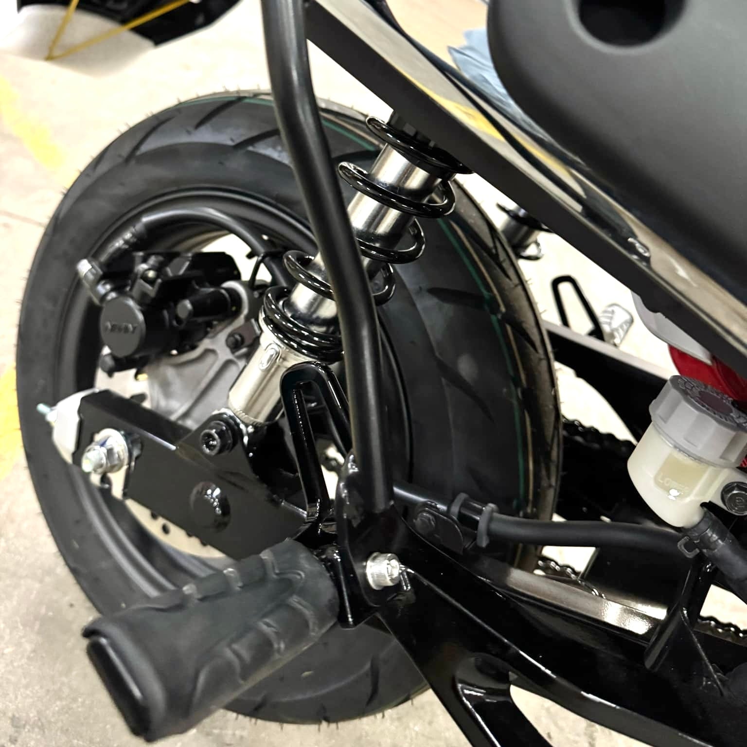 HONDA Dax125用ブラケット 左右セット ブラック Klickfix対応 | La