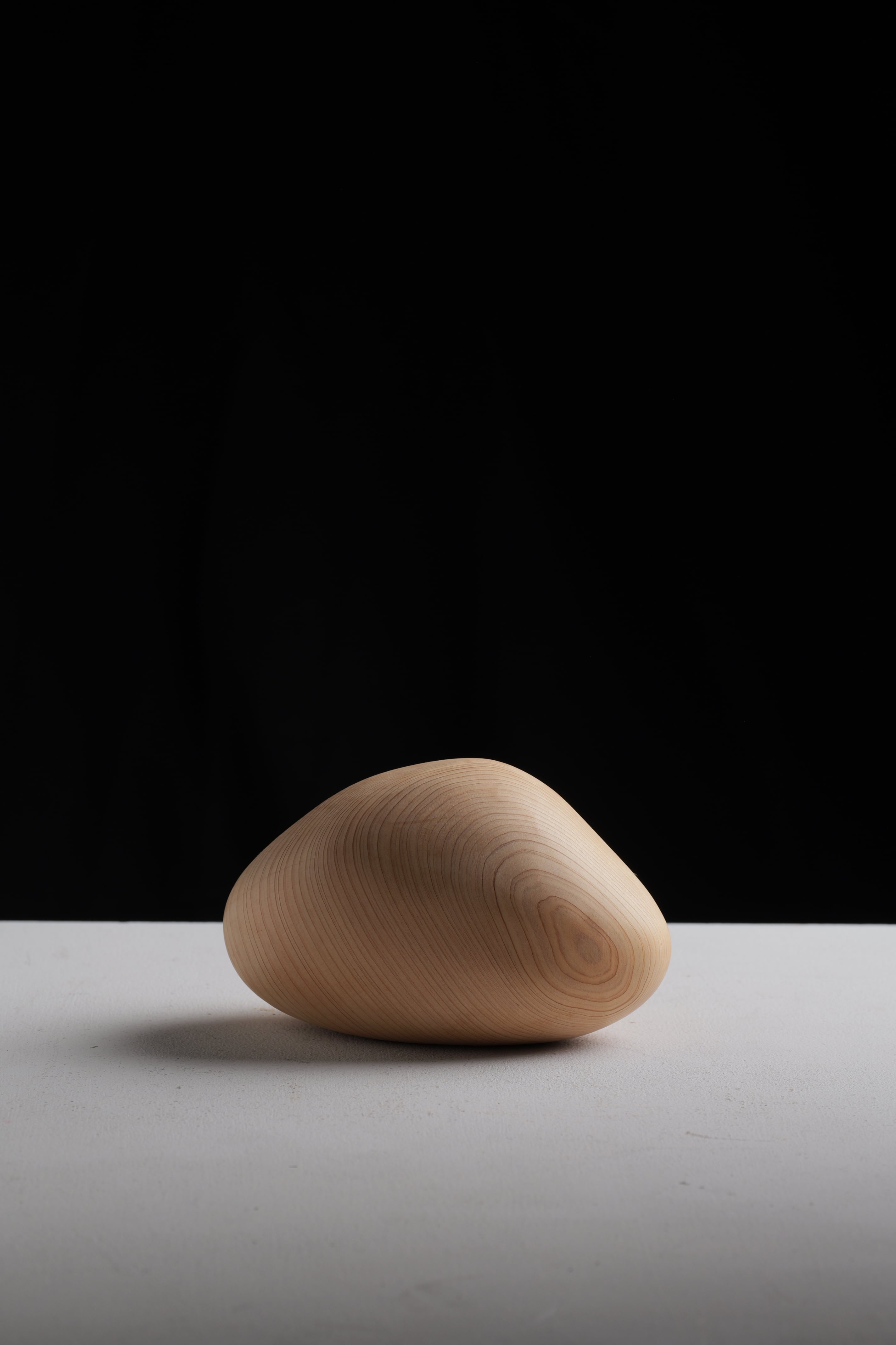 木彫りのリンゴ 彫刻 ウォールナット YamabikoWoodArt | PAY ID