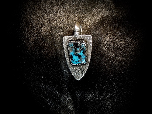 WHEELWORKS ホイールワークス  Kingman Turquoise TextureTufaCast Pendant キングマンターコイズ テクスチャー トゥファキャスト インディアンジュエリー ネイティブアメリカン