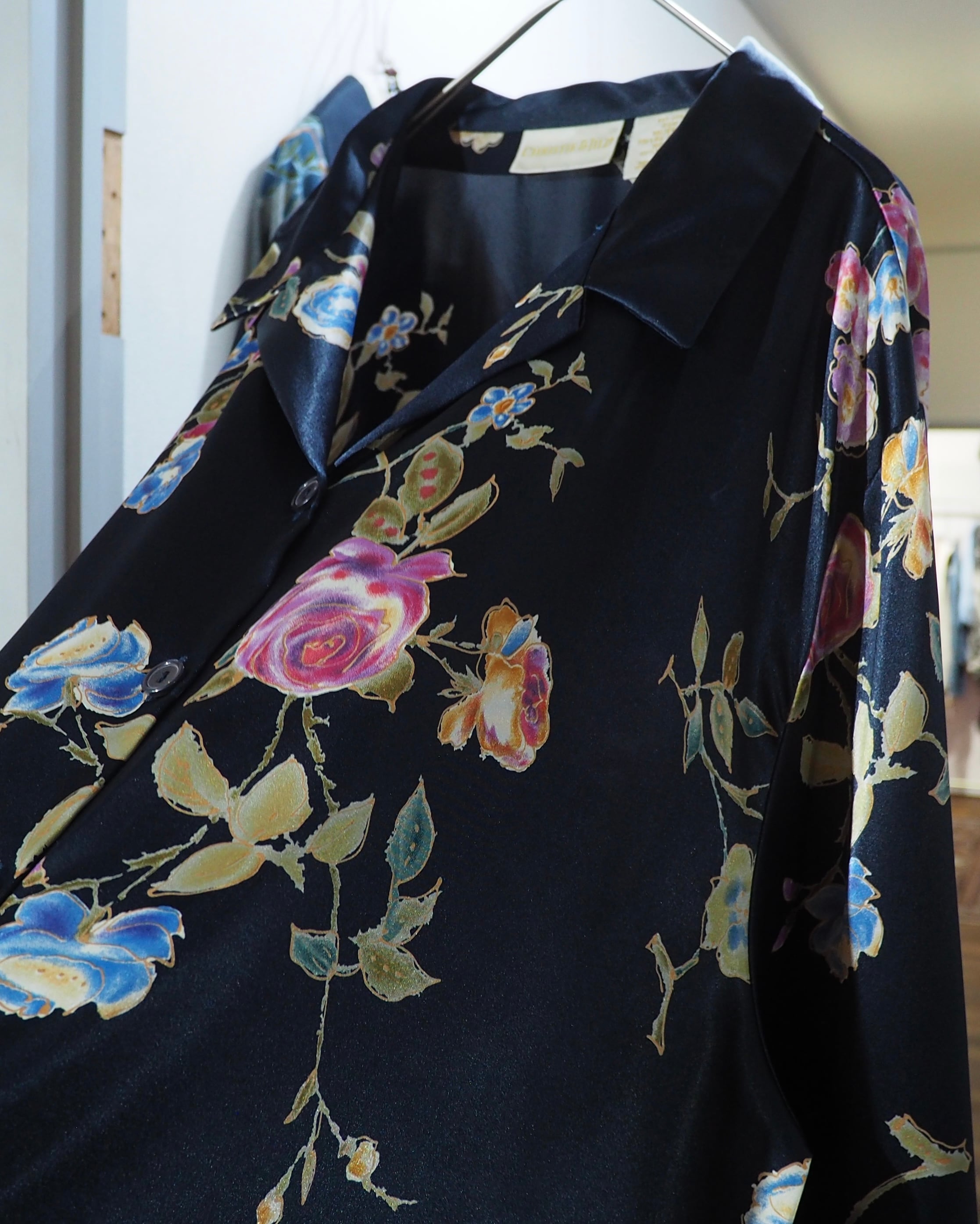 Beautiful Luxury Flower printed Drape loose Open collar Shirt