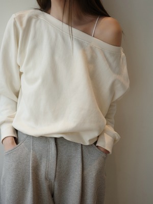 Offshoulder sweat tops / ivory （即納商品）