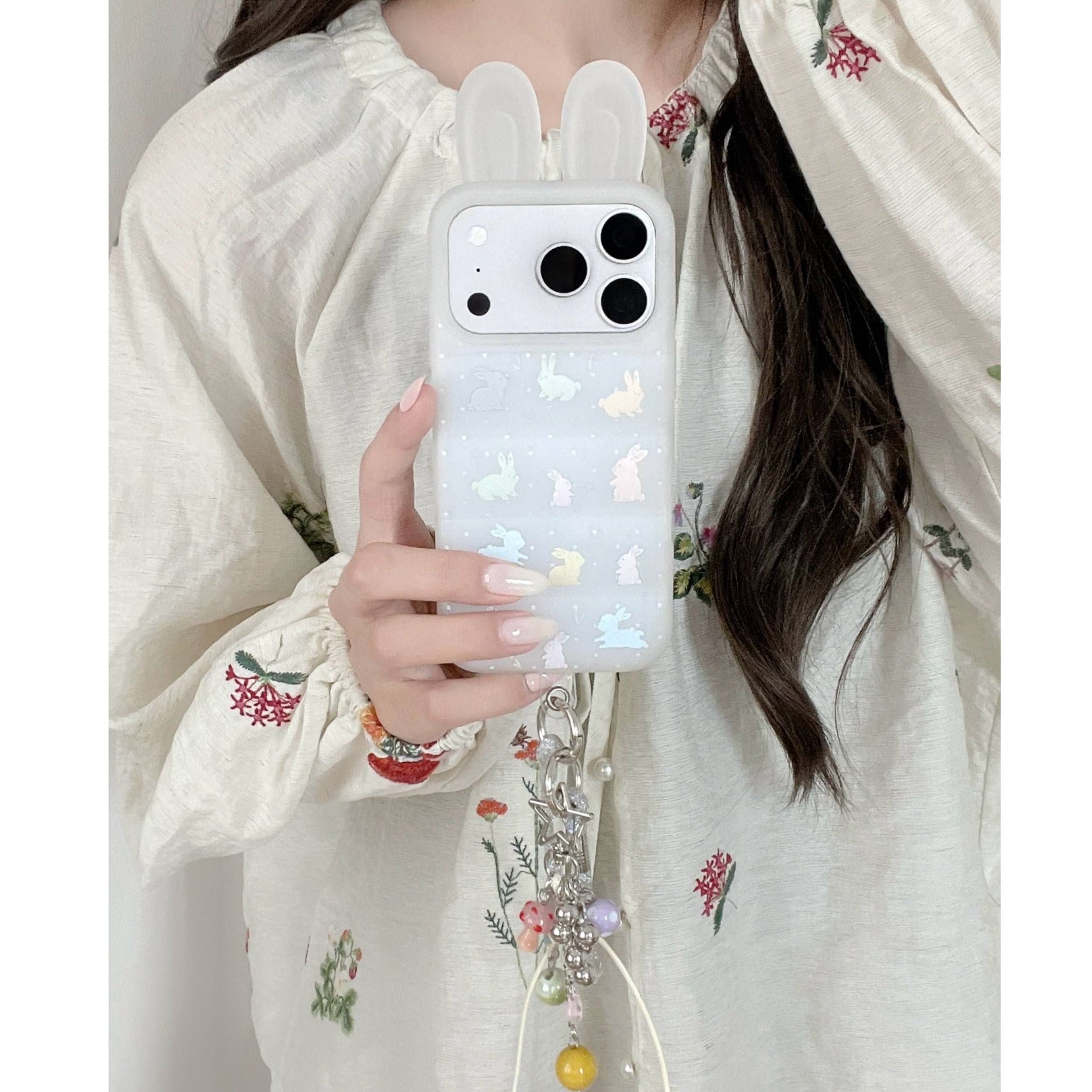 ウサギ耳 iPhone 17 16 15 ケース パフィーデザイン リストストラップ