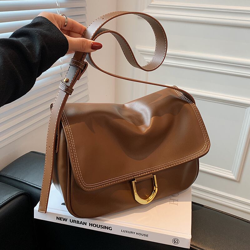 オータムウィンタースタンダードレザー レトロ 秋物 冬物 メッセンジャーバッグ Tiancai_Wing_Bag98977310111