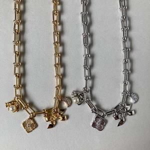 U字チェーンといろいろモチーフネックレス
