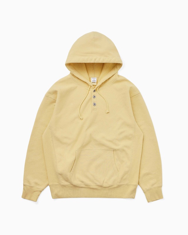 [Khakis] Half Button Hoodie Yellow 正規品 韓国ブランド 韓国ファッション 韓国代行 カーキス 日本 店舗 (Khakis)