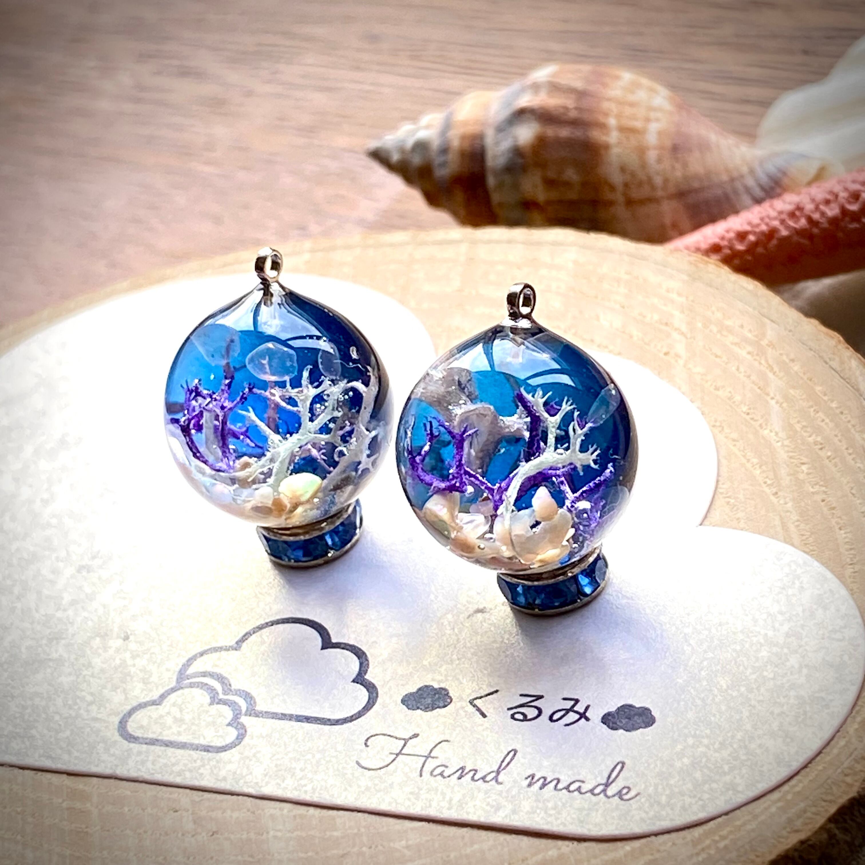 レジンピアス イヤリング 珊瑚の冬の海 まん丸 15mm | PAY ID