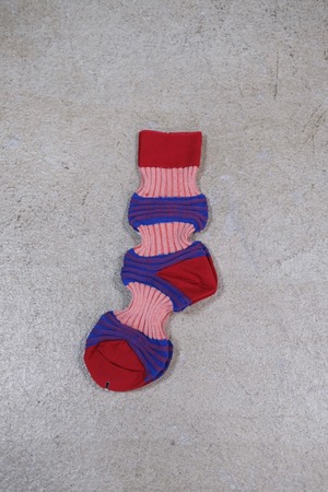 【CFCL】GARTER RIB SOCKS 2 - red multi
