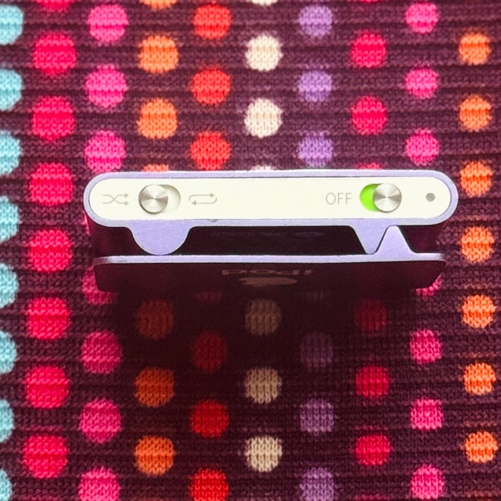 Apple iPod shuffle 第2世代 1GB パープル | 新品バッテリー交換済み