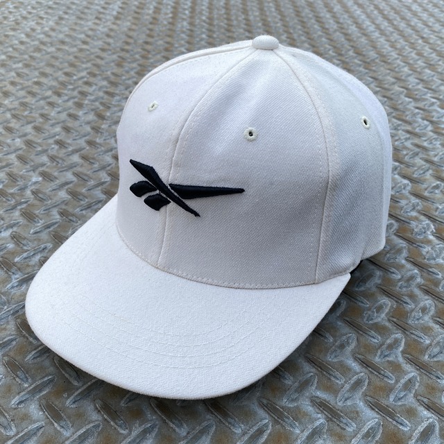 90's Reebok Logo Cap - WHITE
