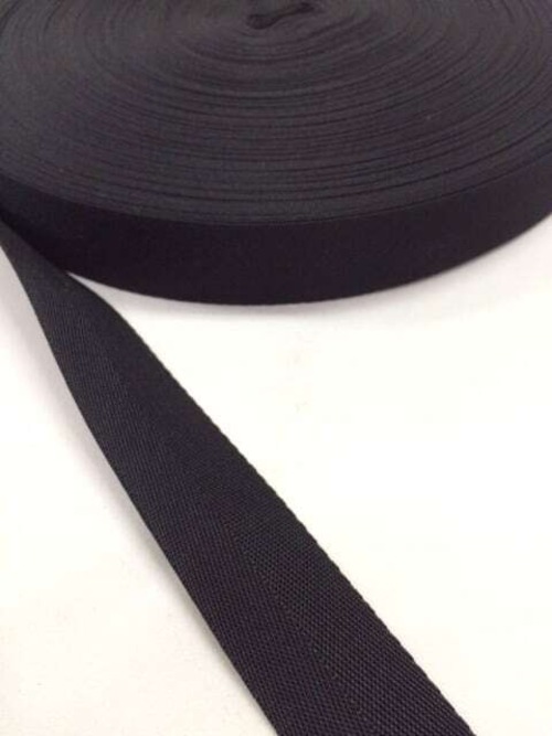 早い者勝ち！幅と長さがあえば超お得！　ナイロンテープ　黒　１ｍｍ厚　杉綾織　