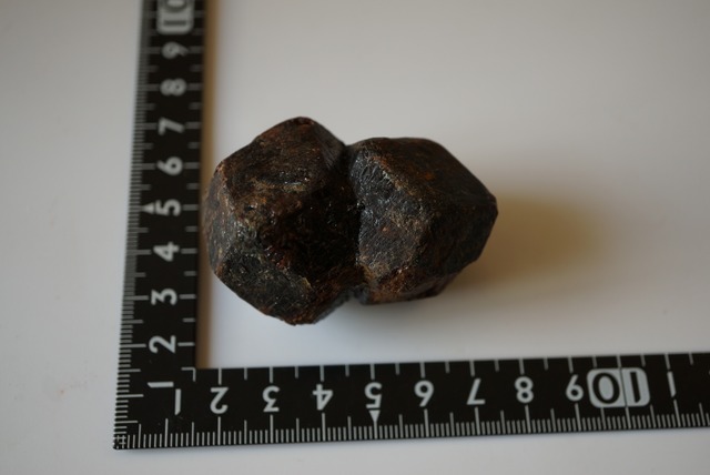 アルマンディン・ガーネット Almandine Garnet Twin 1024