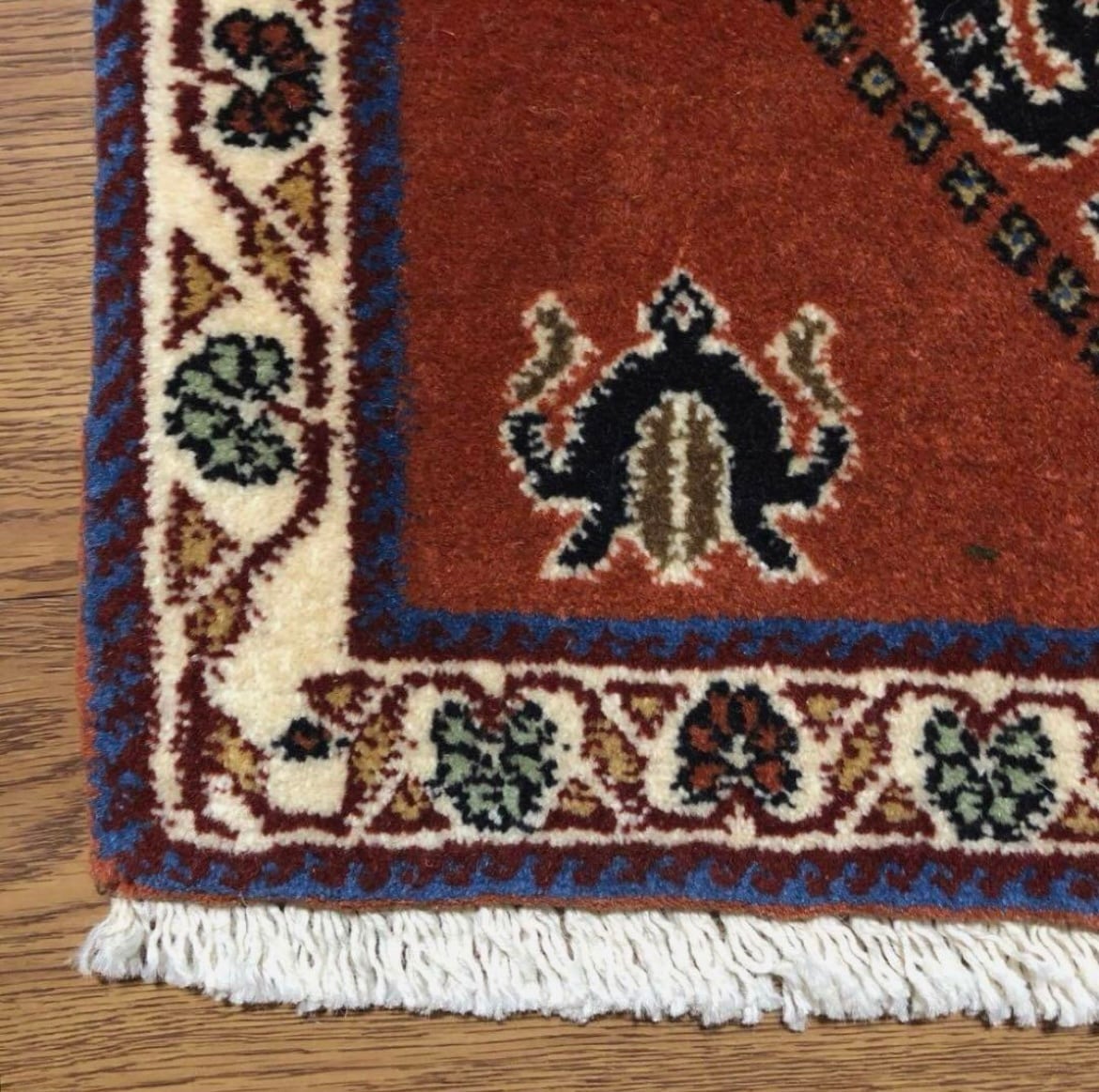 ペルシャ絨毯(トライバルラグ) プチサイズ チェアマット 椅子の座布団