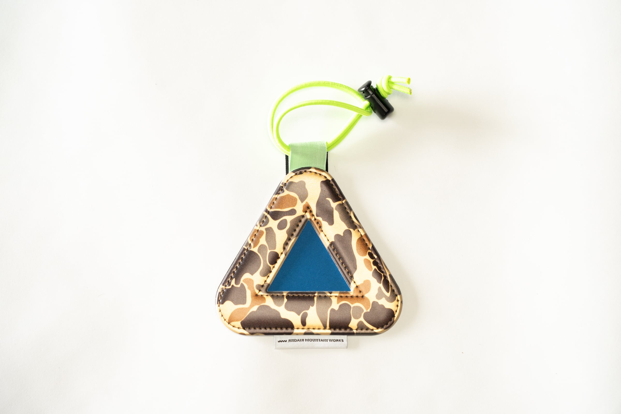 JMW × BLUELUG Triangle reflector camo | JINDAIJI MOUNTAIN WORKS