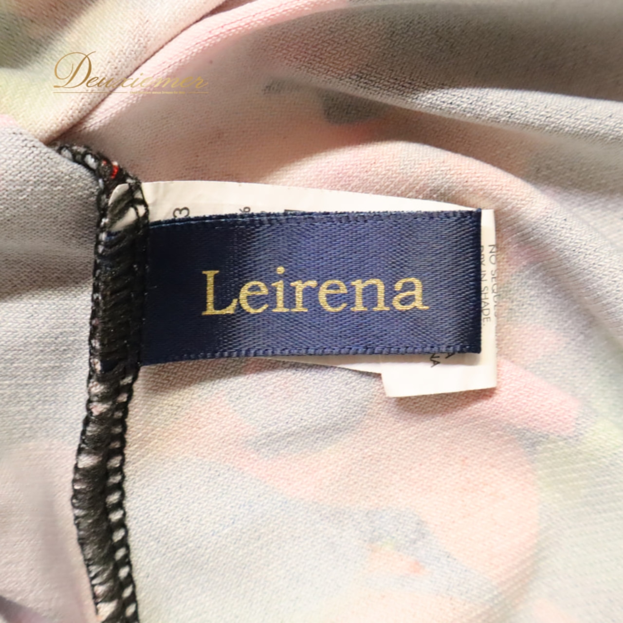 社交ダンス 衣装 Leirena レイリーナ イチオク トップス ブラウス レッスンウェア ブラック系 花柄 植物柄 リボン 華やか 鮮やか カラフル 黒 赤 緑 黄緑 白 レッド系 ピンク系 グリーン系 ホワイト系 かわいい おしゃれ 上品 大人っぽい アシンメトリー ダンス レッスン 練習 ダンス衣装 練習着