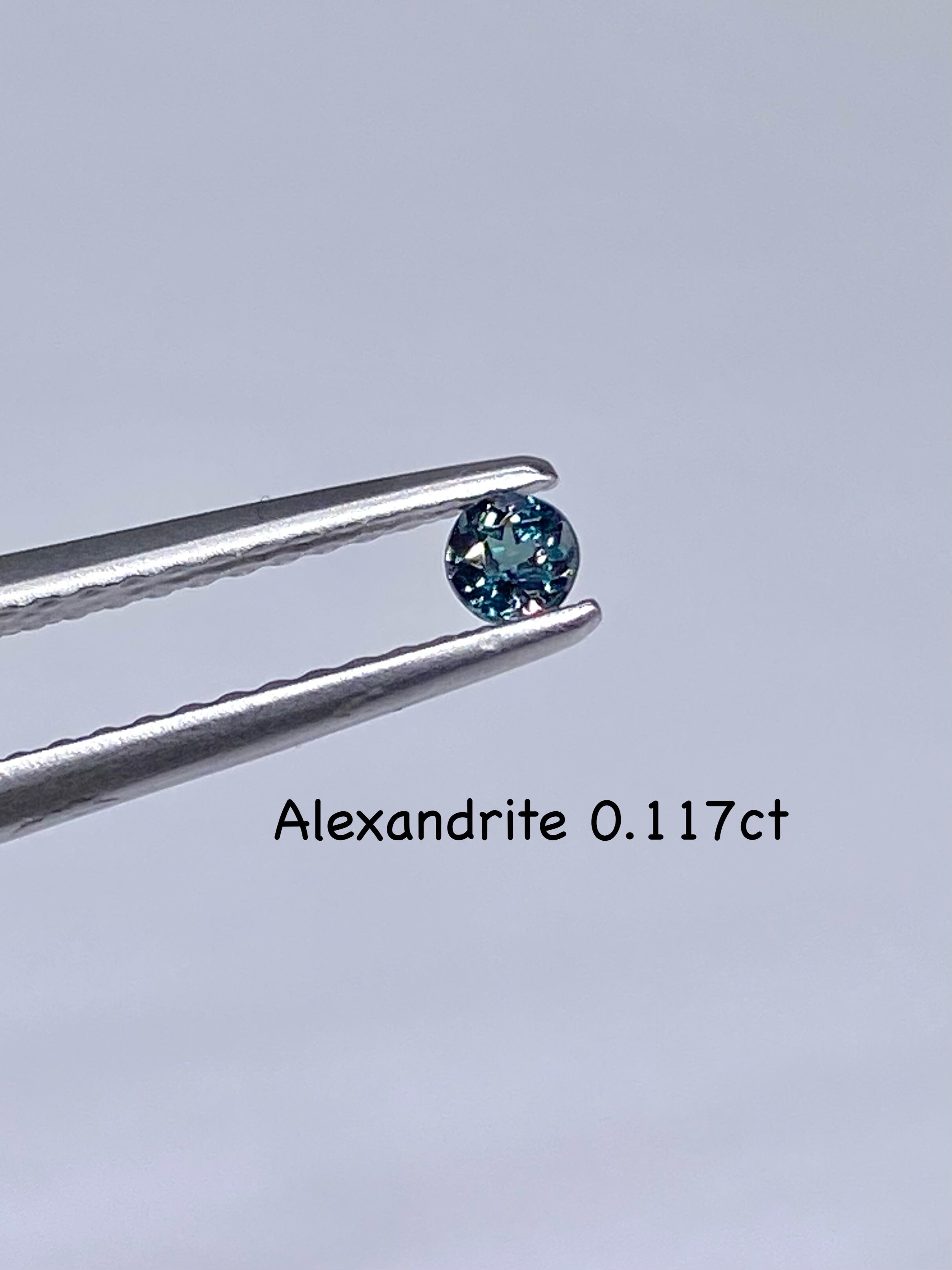 鑑別カード付】アレキサンドライト 0.117ct ルース｜ファッション